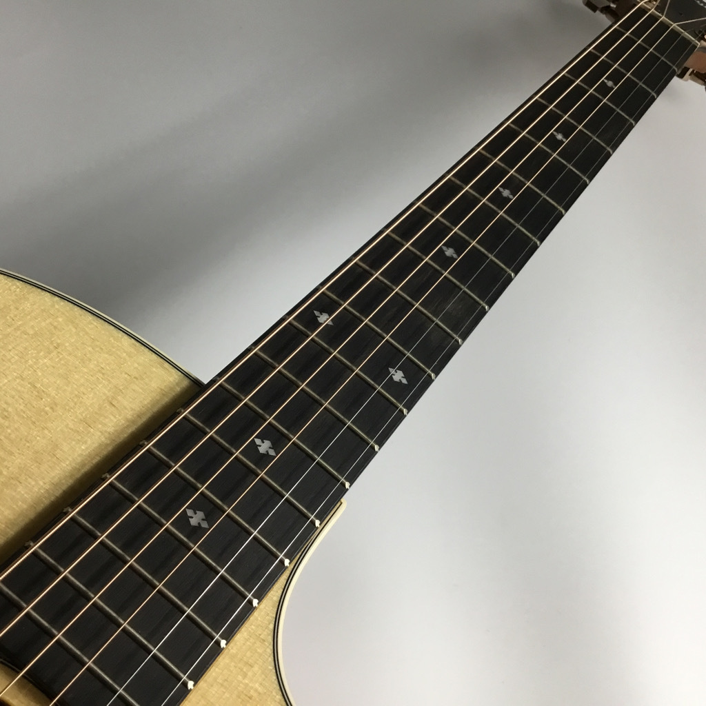 Taylor 214ce-K DLX エレアコギター（B級特価/送料無料）【楽器検索 