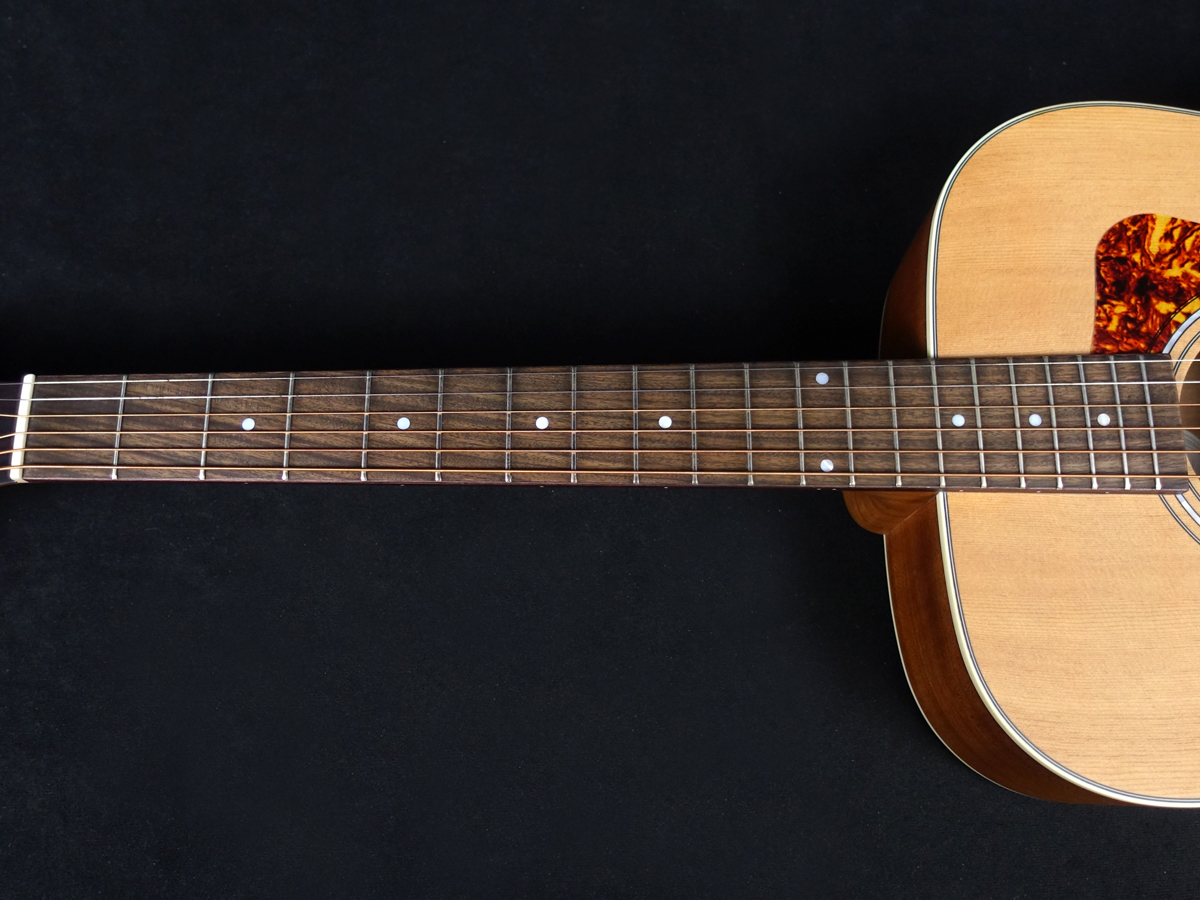GUILD D-240E 試奏のみ GUILD / D-240E 伝統のドレッドノート・タイプの1本【試奏