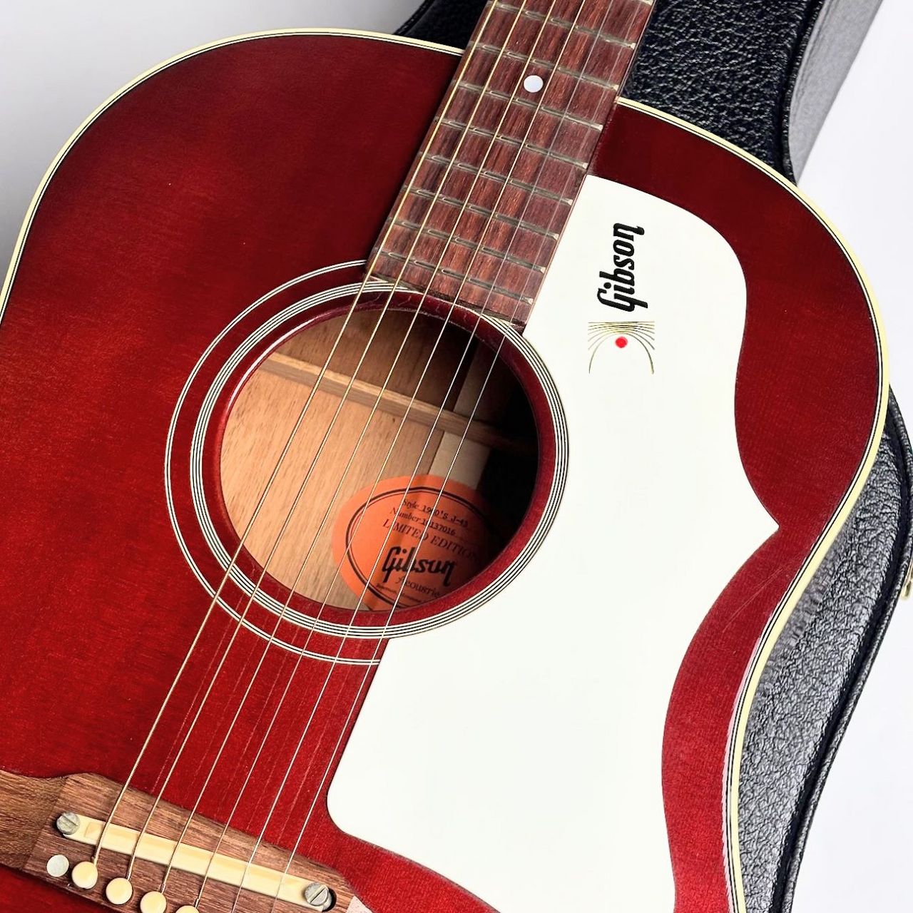 Gibson Custom shop 1960s J-45 ADJ Limited Edition（Wine Red