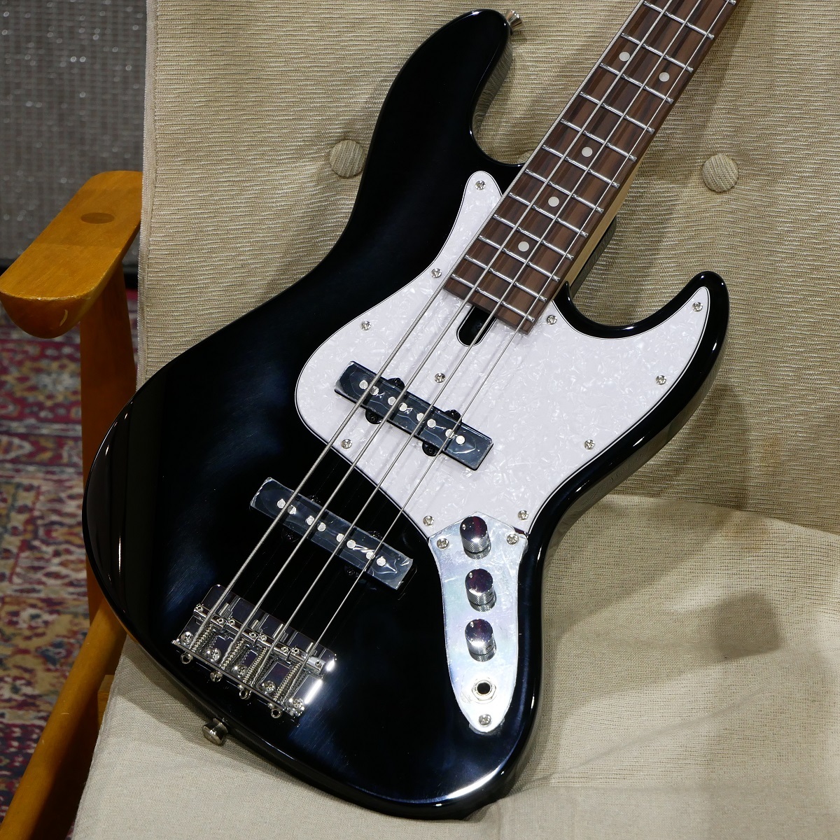 Bacchus WJB-Mini / BLK 【ショート&コンパクトなミニベース】【Ernie