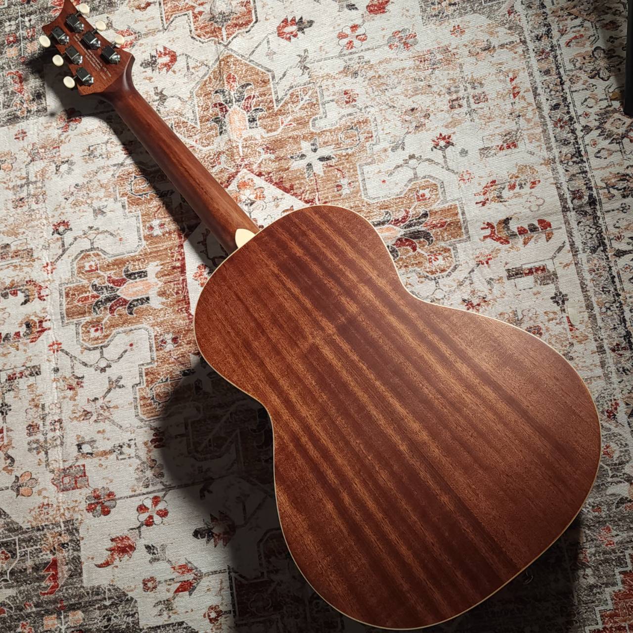 Paul Reed Smith(PRS) SE Parlor VM アコースティックギター