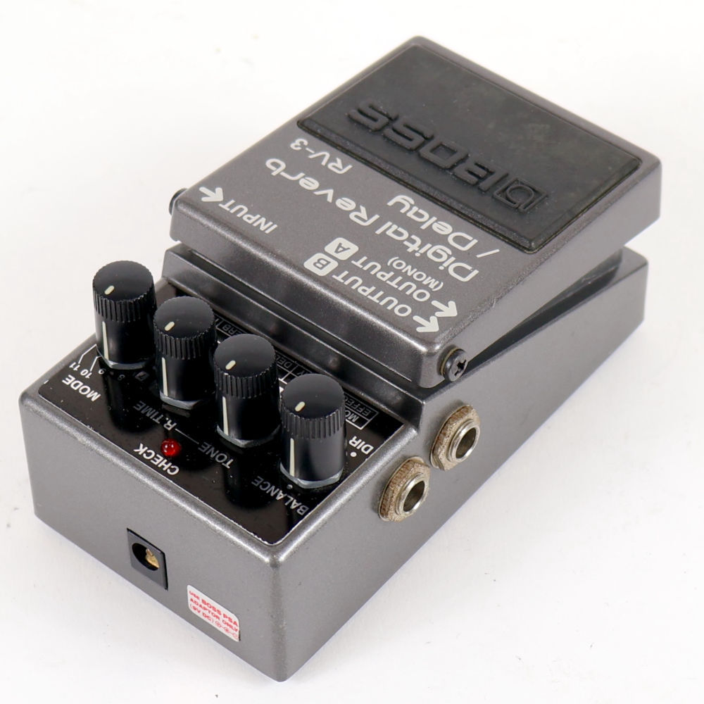 BOSS RV-3 デジタルリバーブ/ディレイ【動作確認済】 RV-3 Digital Reverb / Delay（デジタルリバーブ / ディレイ） │ BOSS