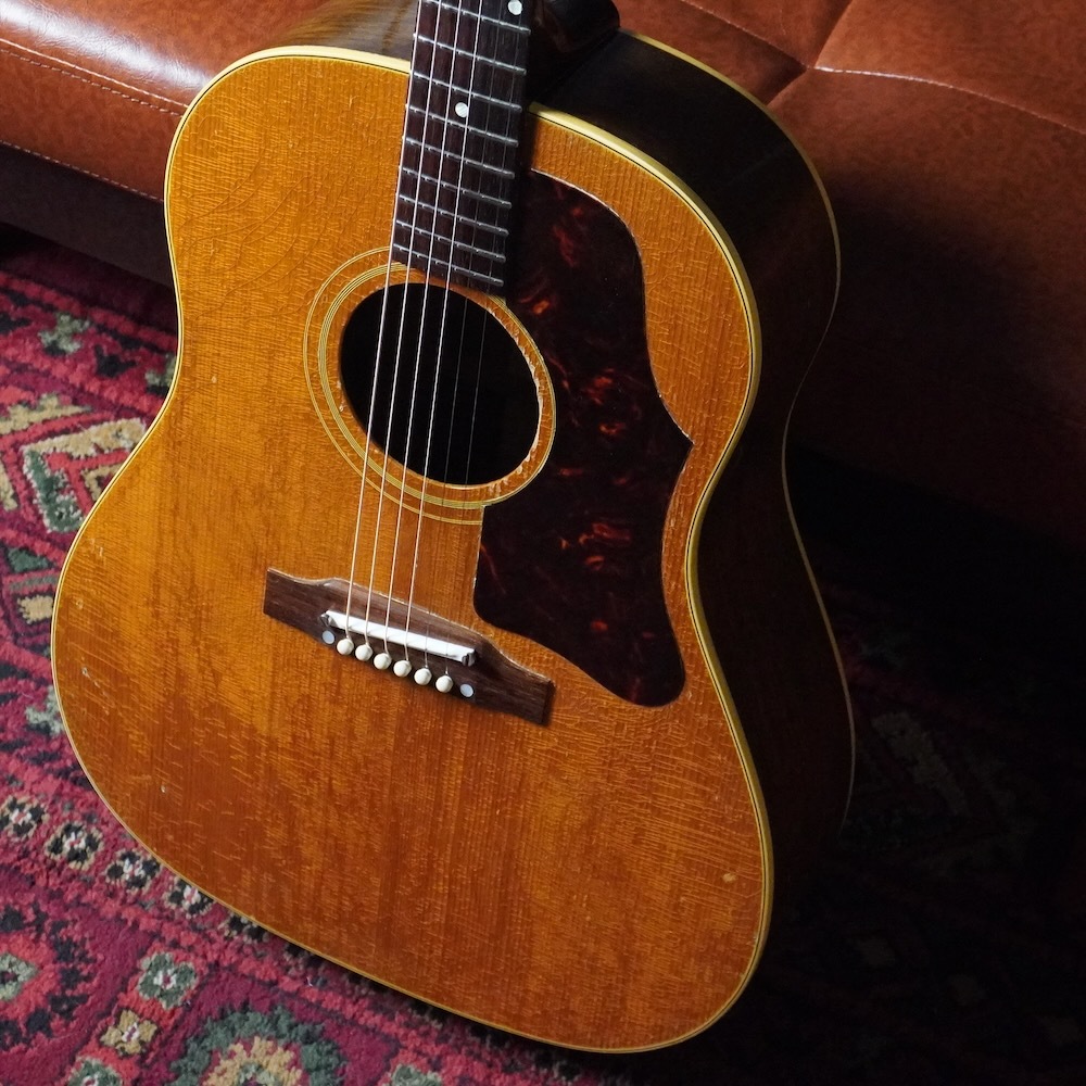 Gibson J-50 1963 w/60s Black Hard Case（ビンテージ）【楽器