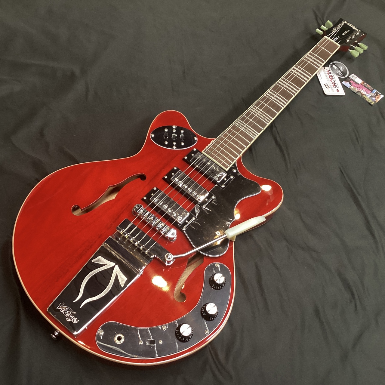 品質満点 Vintage VRH300CR REVO Series 'Superthin'/Cherry Red ギター