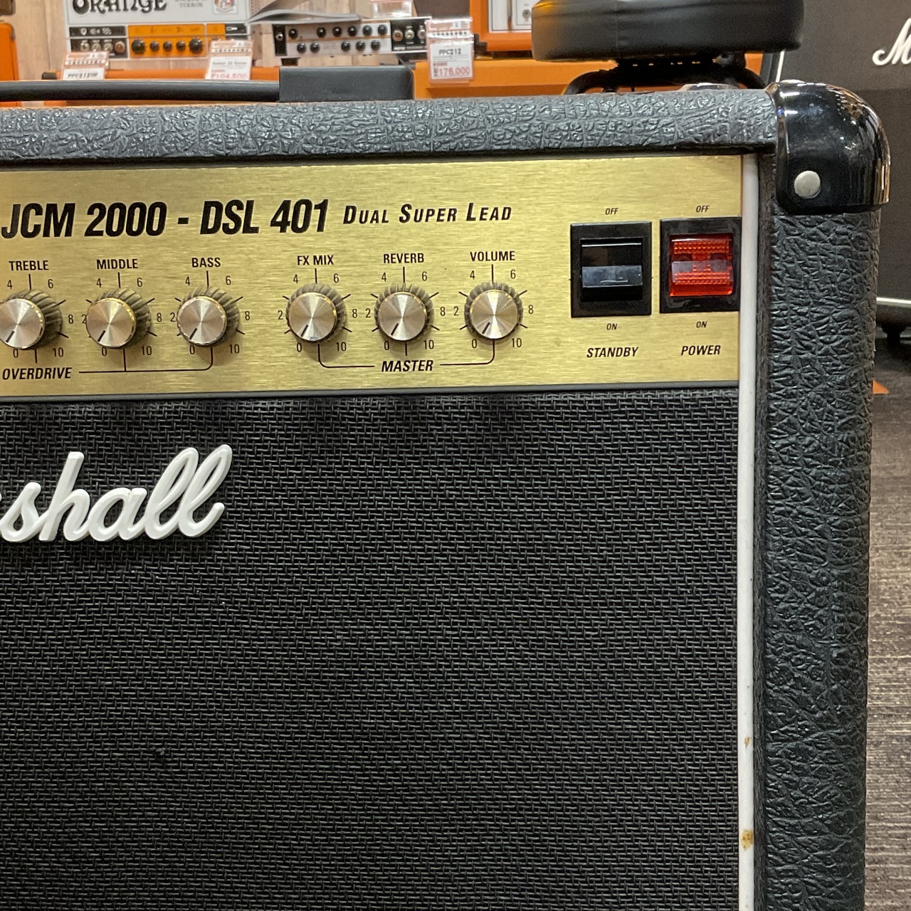 Marshall JCM2000 DSL401【池袋店エレキ本館在庫品】（中古）【楽器 