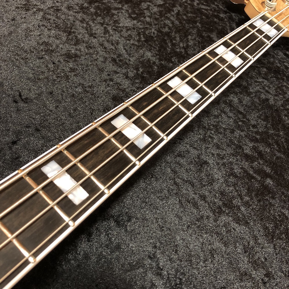 Phoenix Bomber Bass BB-4-109 Burl Maple Custom Akihito