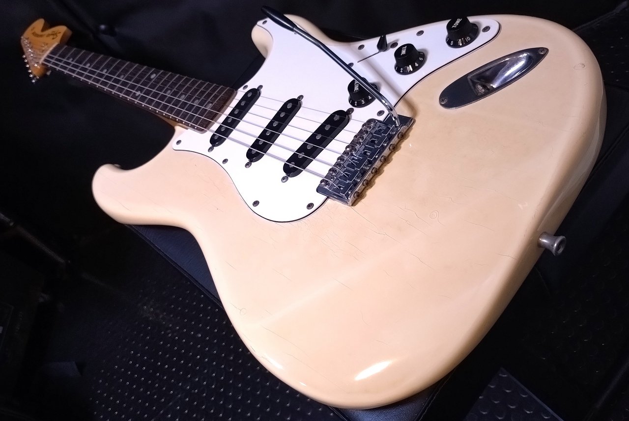 Squier by Fender Stratocaster CST-30 1984 Made in Japan （中古