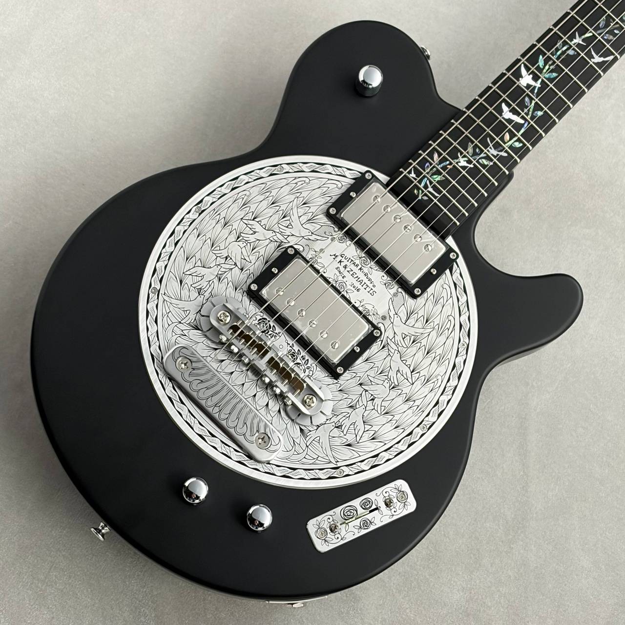 ホビー・楽器・アート Ko Zemaitis Miku Kobato Signature The Portrait Miku Kobato 