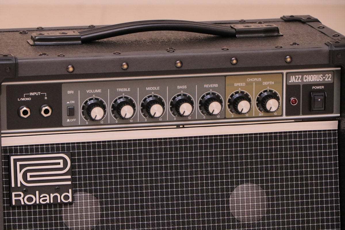 Roland JC-22 Jazz Chorus ギターアンプ 【名古屋栄店】（中古/送料