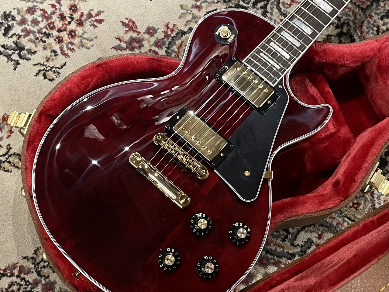 Gibson 【フレイムネック個体!!】Les Paul Custom 70s Wine Red Gloss