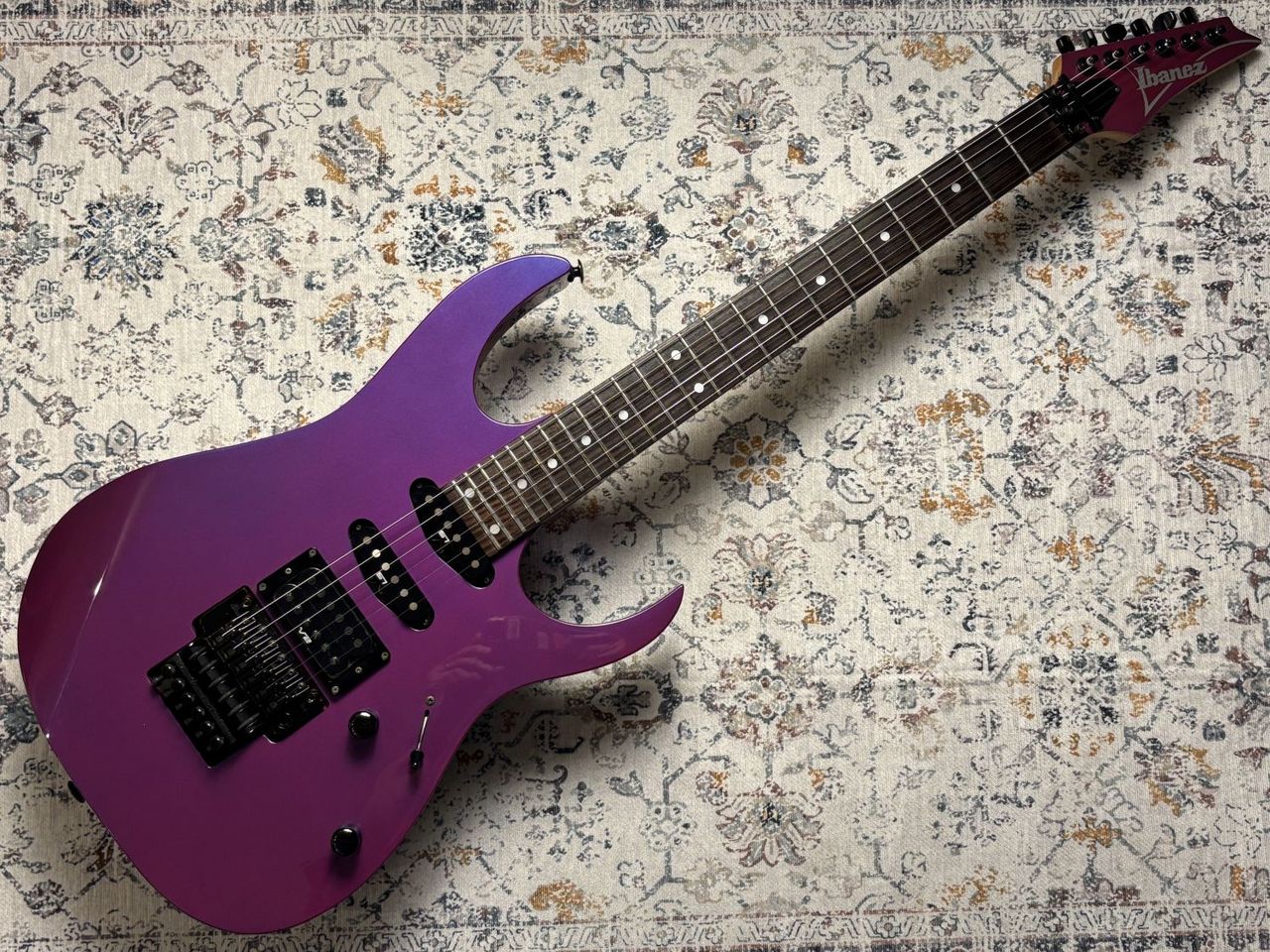 90年製 Ibanez RG560 PN Purple Neon エレキギター Ibanez RG560 Purple Neon（中古/送料無料）【楽器検索デジマート】