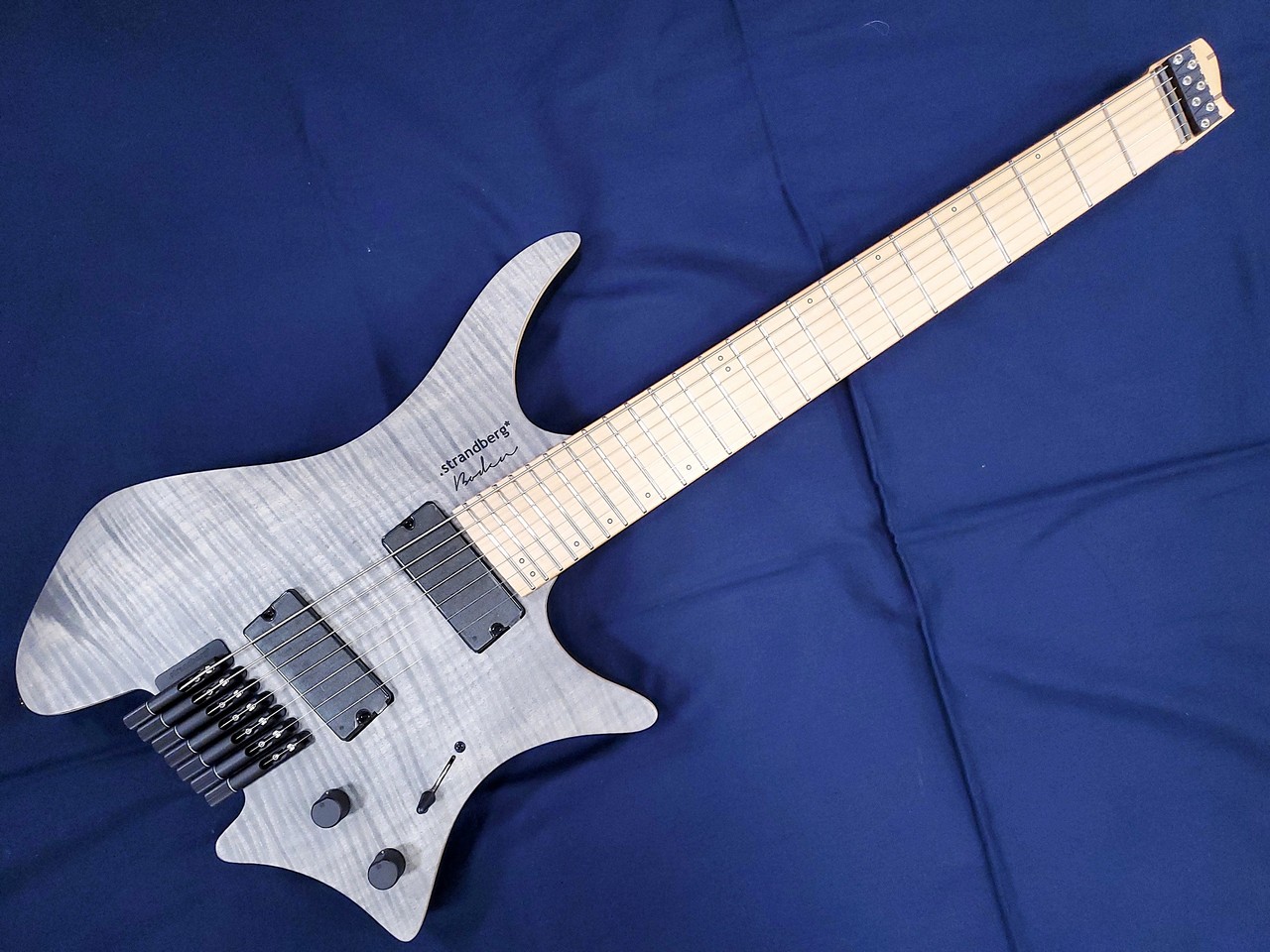 strandberg Boden Standard NX 7 Charcoal Black（新品）【楽器