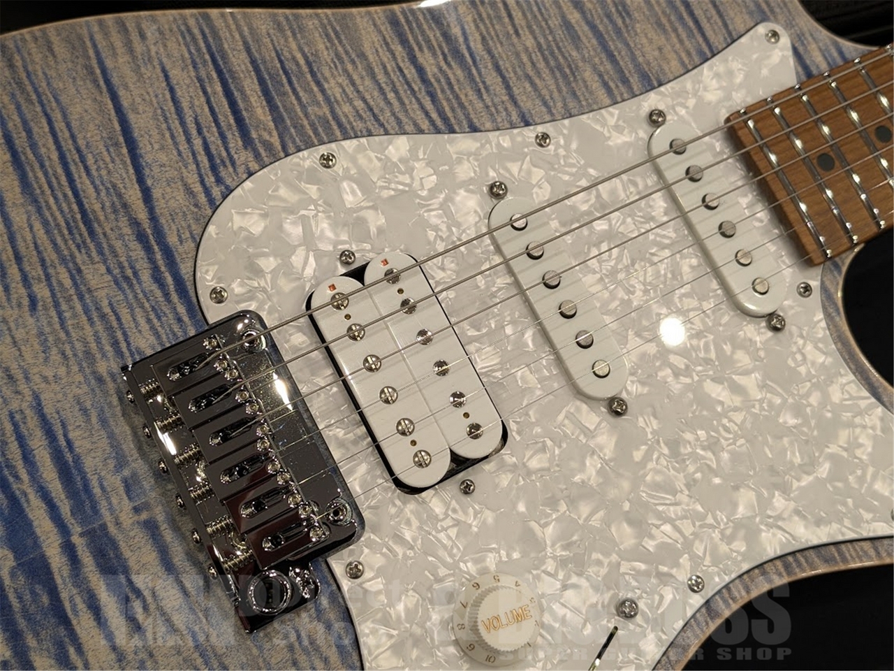 Suhr Standard Plus / Trans Blue Denim / Roasted Maple 【値上がり前