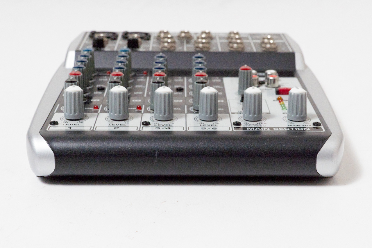 BEHRINGER Xenyx Q802USB アナログミキサー【GIB横浜エフェクター館