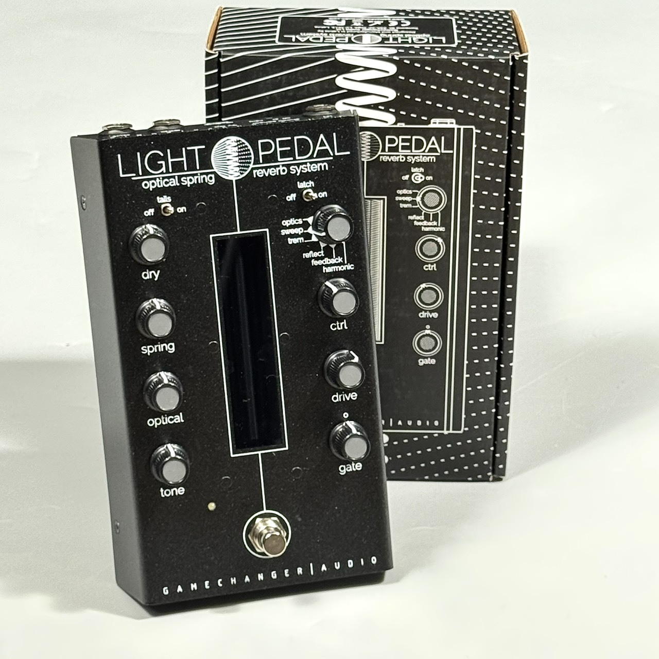 GAMECHANGER AUDIO LIGHT Pedal【アナログ光学式スプリングリバーブ
