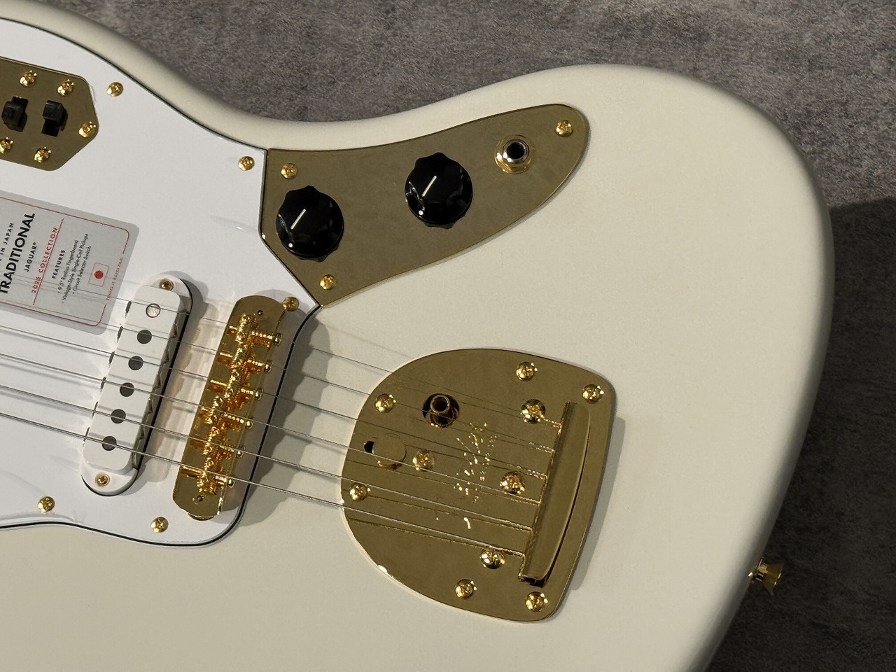 Fender Made in Japan Traditional 2025 Collection 60s Jaguar White