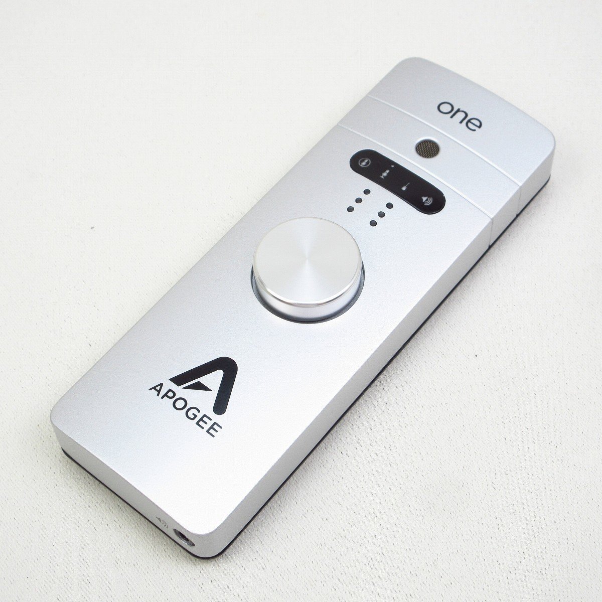 Apogee one for Mac オーディオインターフェイス APOGEE ONE for iPad & Mac（ONE for Mac）をレビュー。携帯