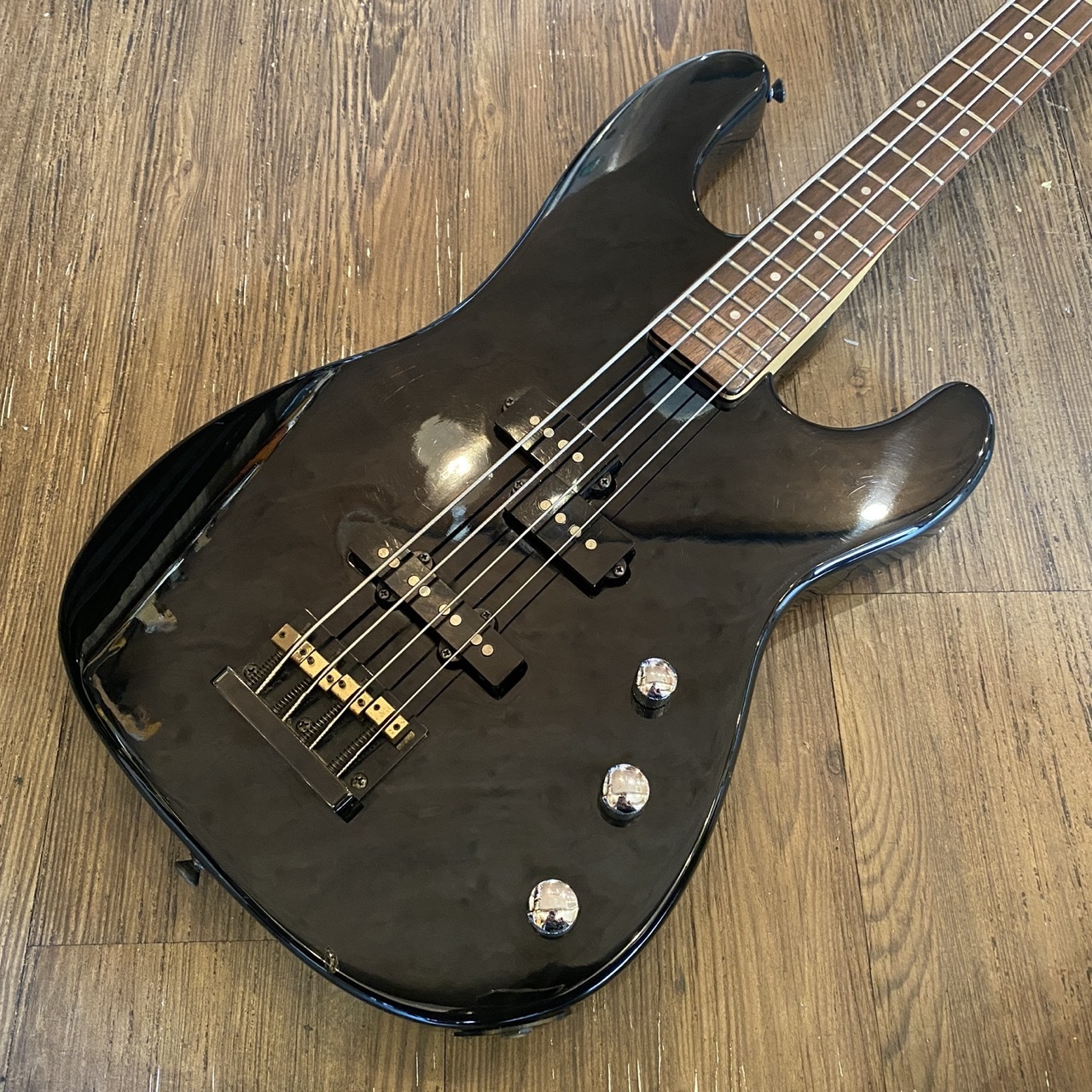 Fernandes Limited Edition ブラックエレキベース FERNANDES Limited Edition Electric Bass（中古/送料無料