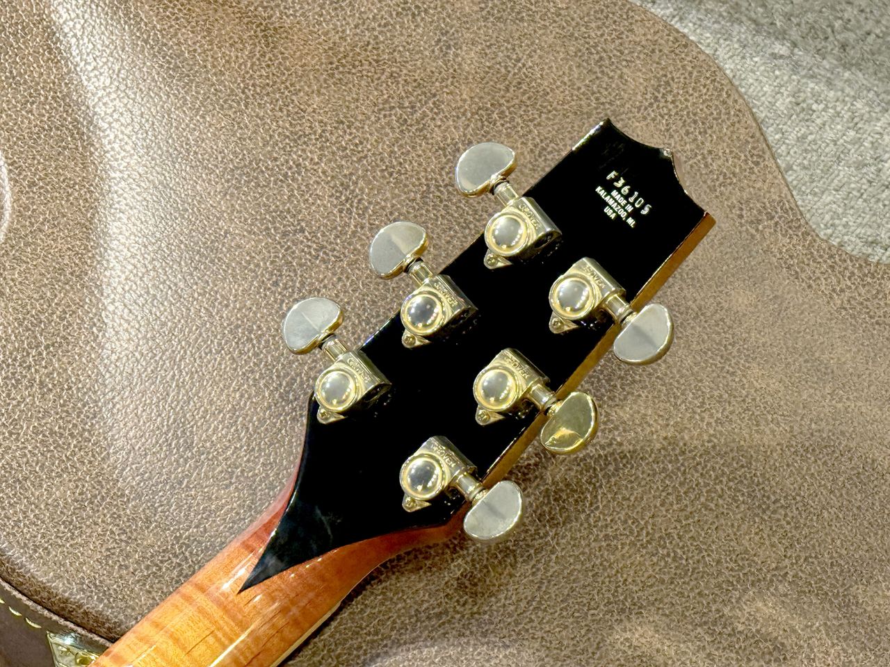 Heritage H-555 Almond Sunburst（中古）【楽器検索デジマート】