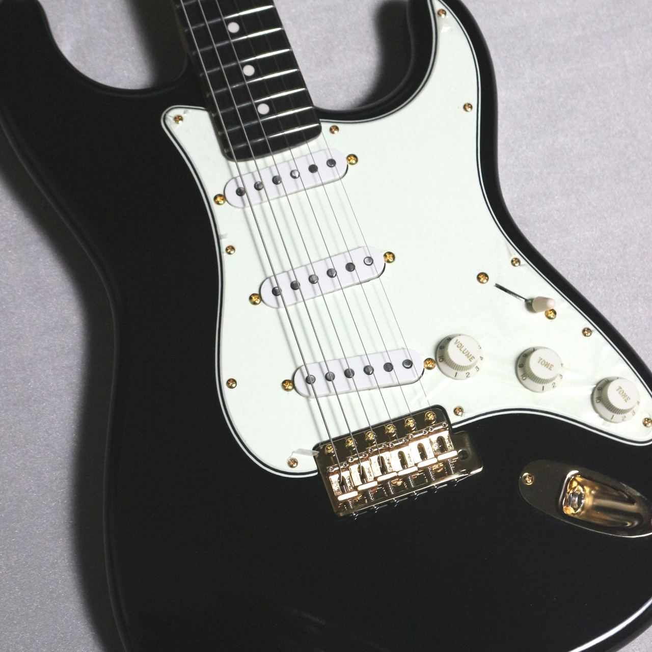 Vanzandt STV-R2 Black/MH/Gold Parts-#10022【3.53kg】【新ヘッド