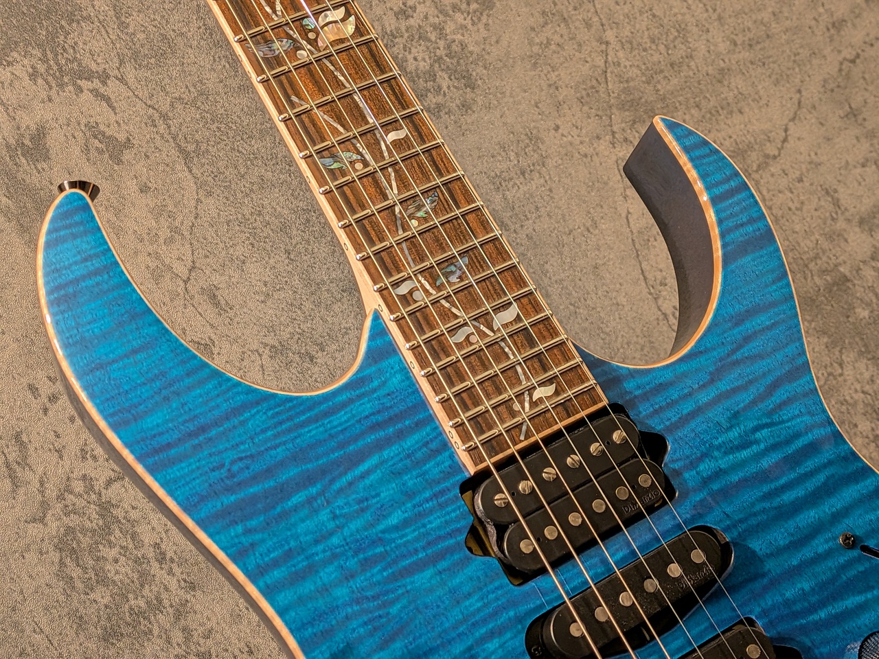 Ibanez 【良杢・人気カラー】j.custom RG8570 Royal Blue Sapphire