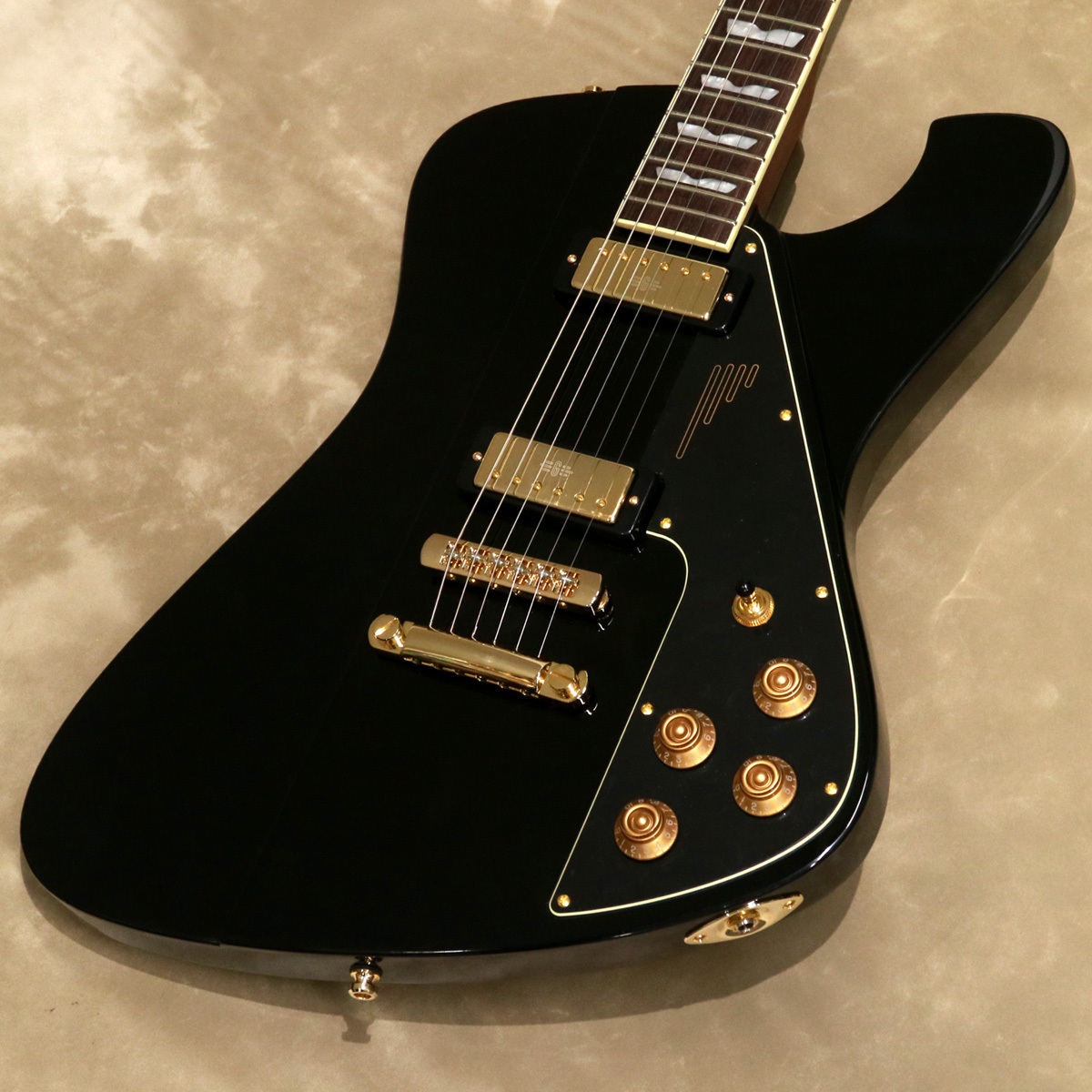 Baum Guitars Backwing, Pure Black（新品/送料無料）【楽器検索