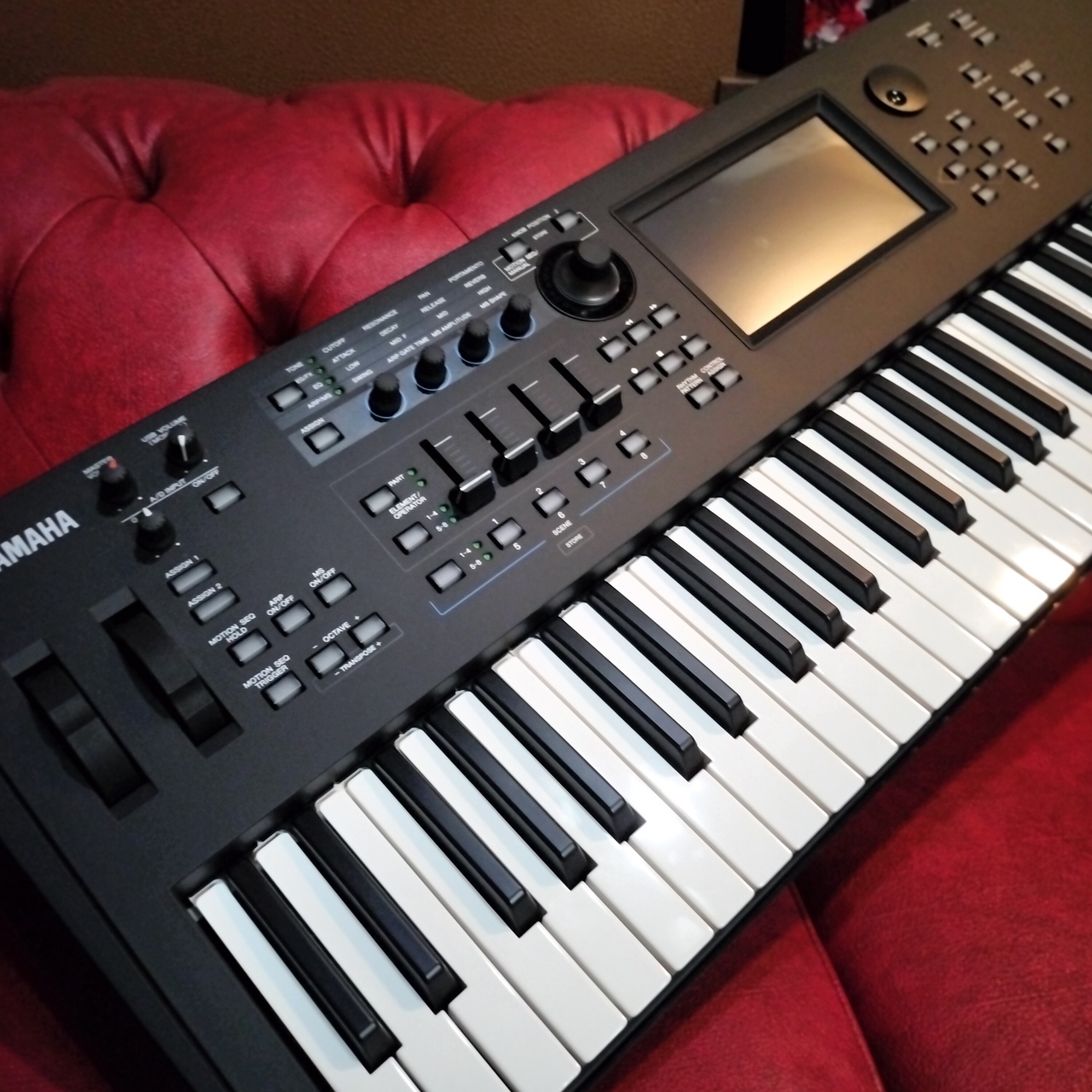 YAMAHA MODX6+ 61鍵 ワークステーションシンセサイザー（中古）【楽器