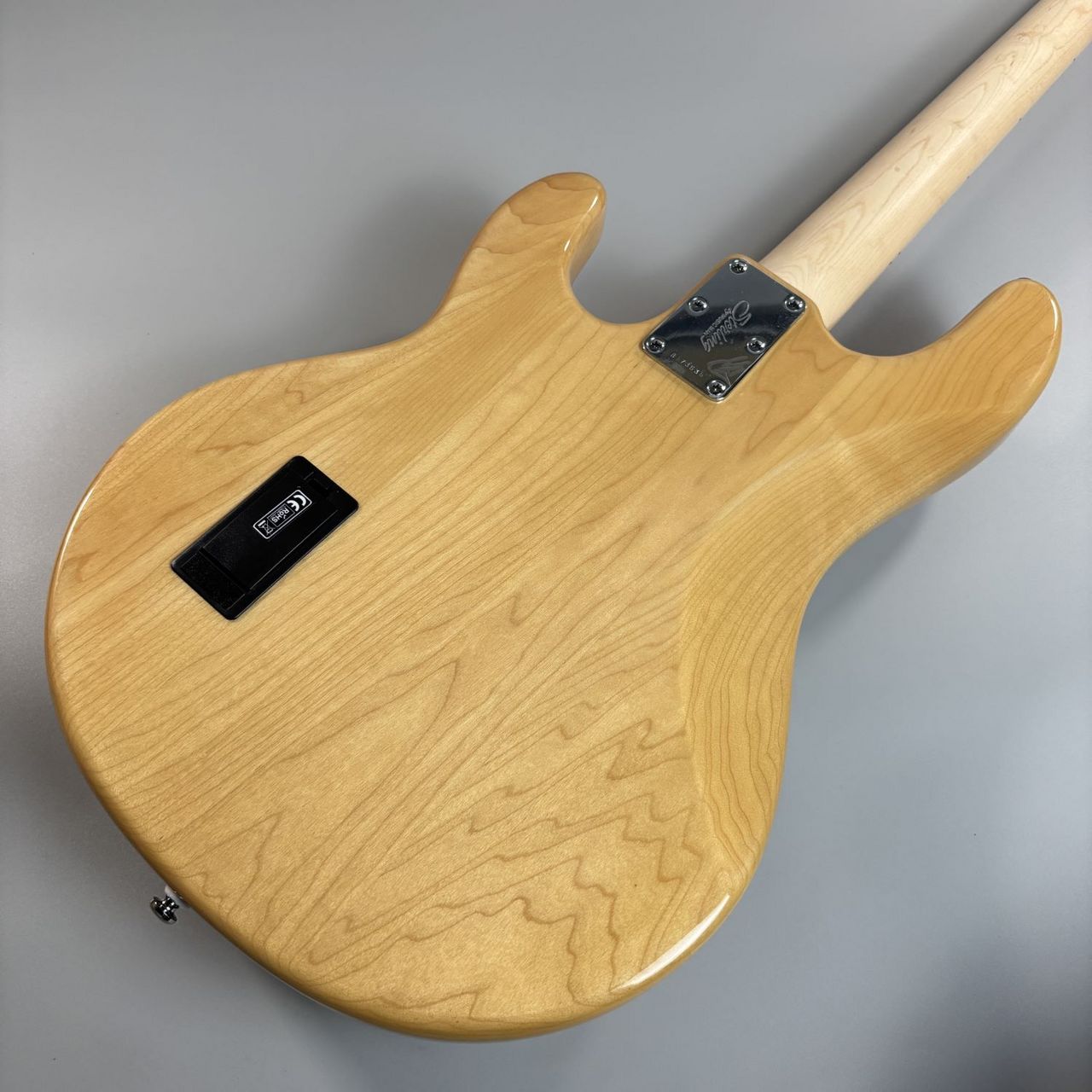 Sterling by MUSIC MAN RAY4 Natural Gloss エレキベース 【重量:4.5kg