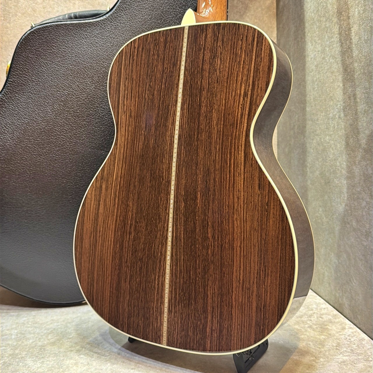 Martin 【美品中古】【試奏動画あり】000-28EC Sunburst '25