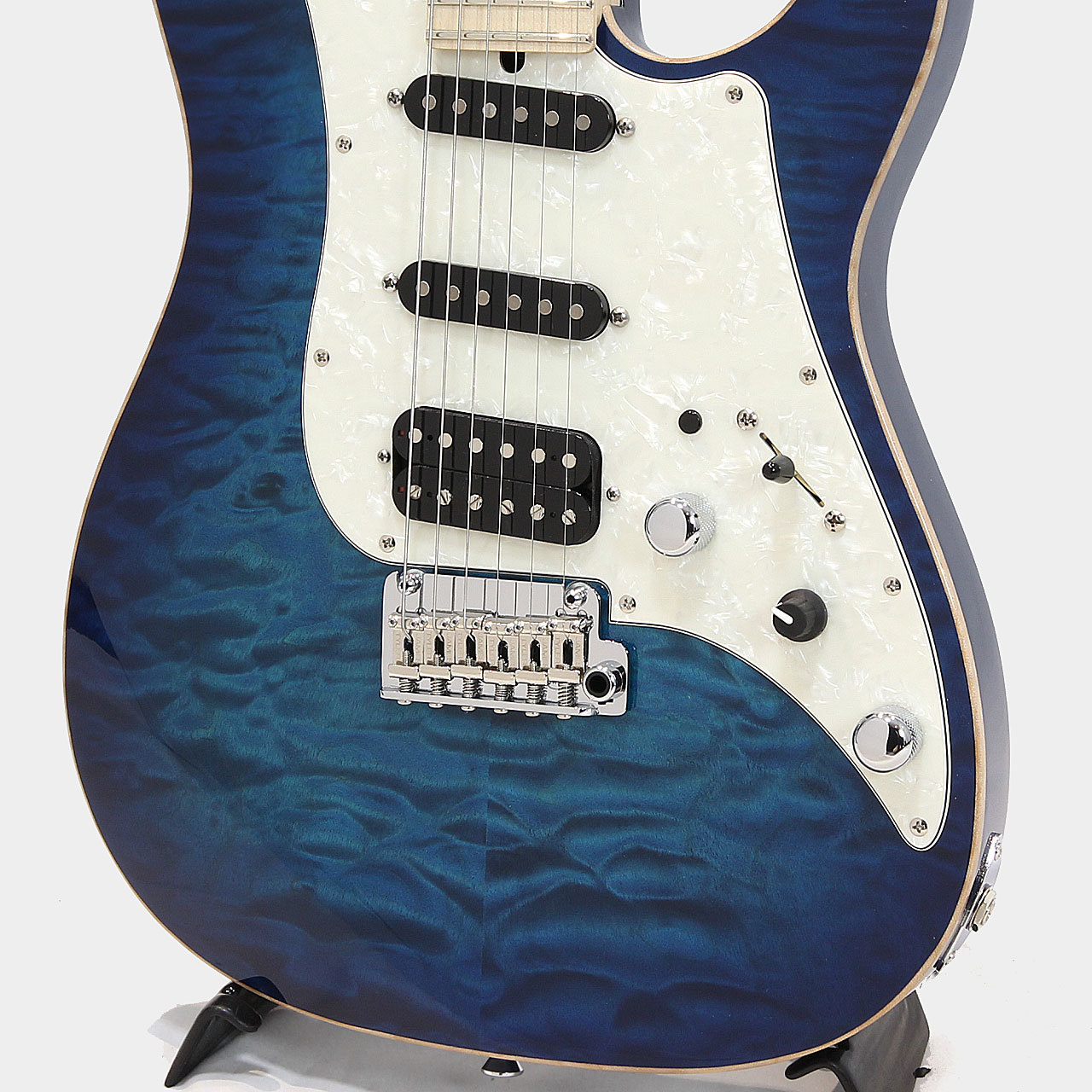 ＼12月22日まで／ ギター James James Tyler Japan Studio Elite HD Quilted Maple / White