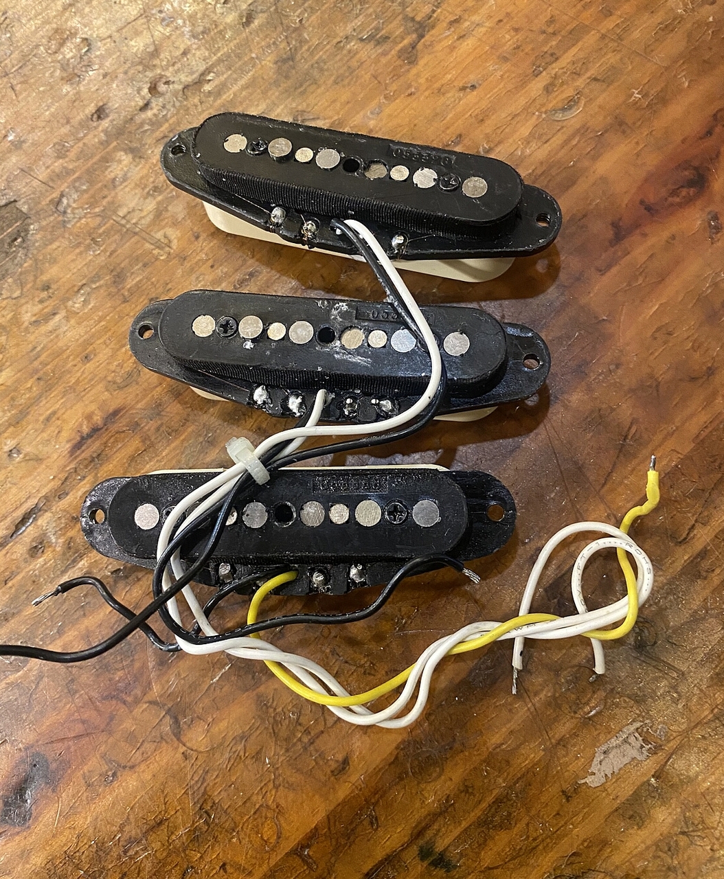 Fender Vintage Noiseless Strat Pickups SET（中古）【楽器検索