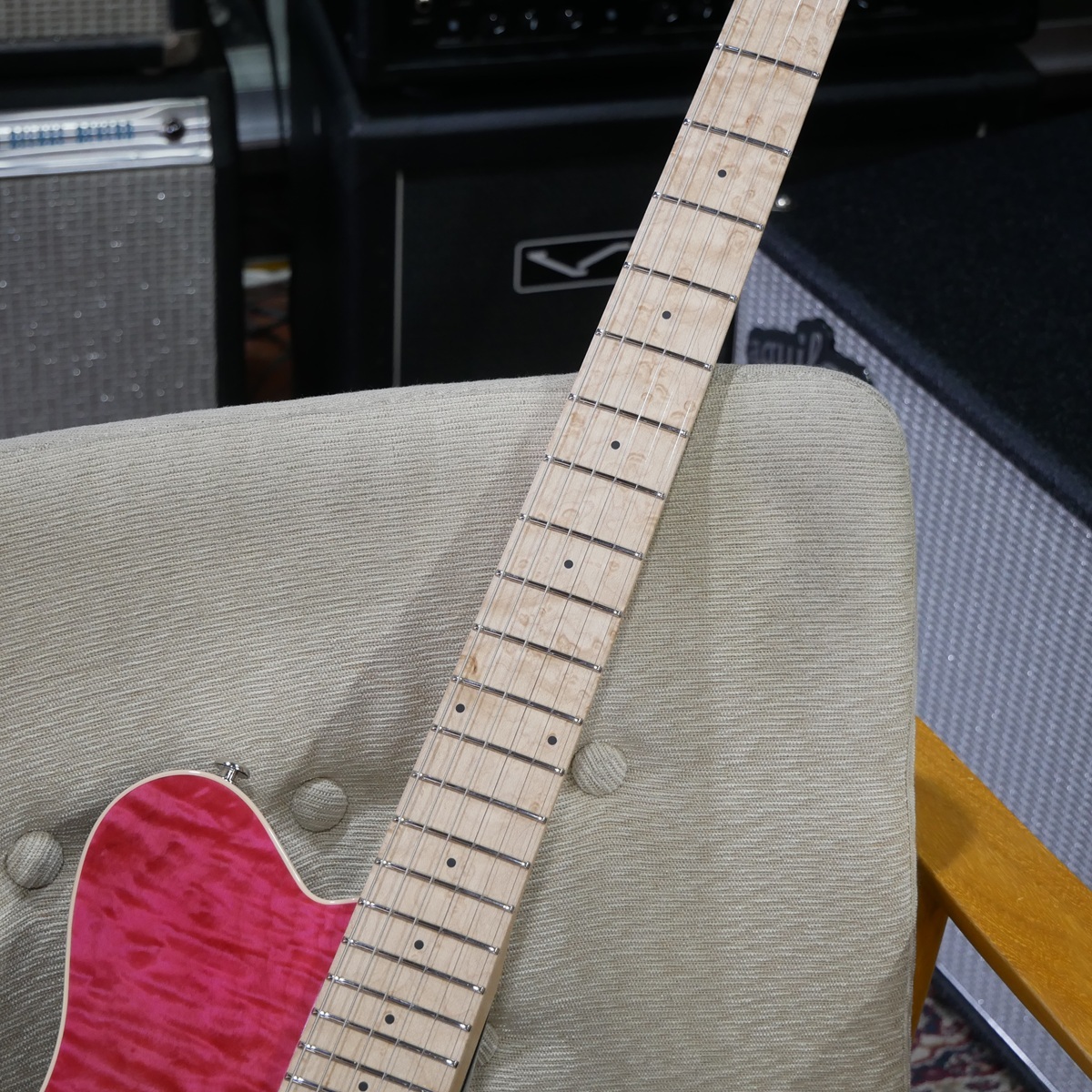 MUSIC MAN KID LIMITED AXIS TRANS PINK QUILT / MH / Brown Back