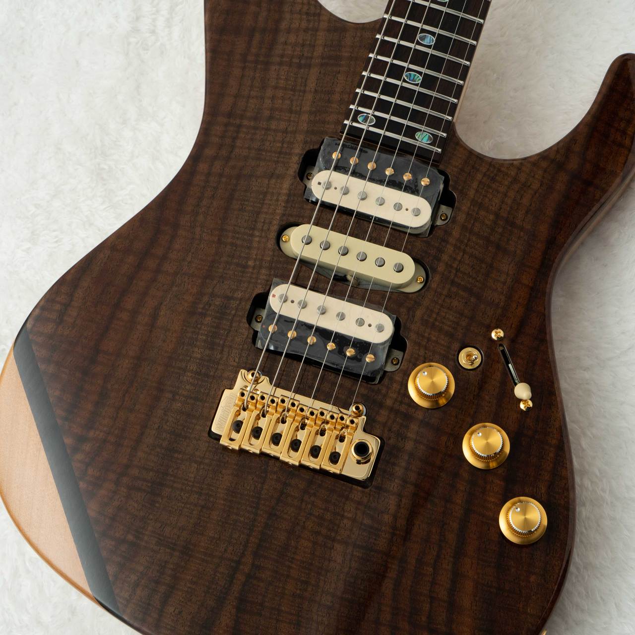 FREEDOM CUSTOM GUITAR RESEARCH HYDRA 24F 2Point -Walnut Natural