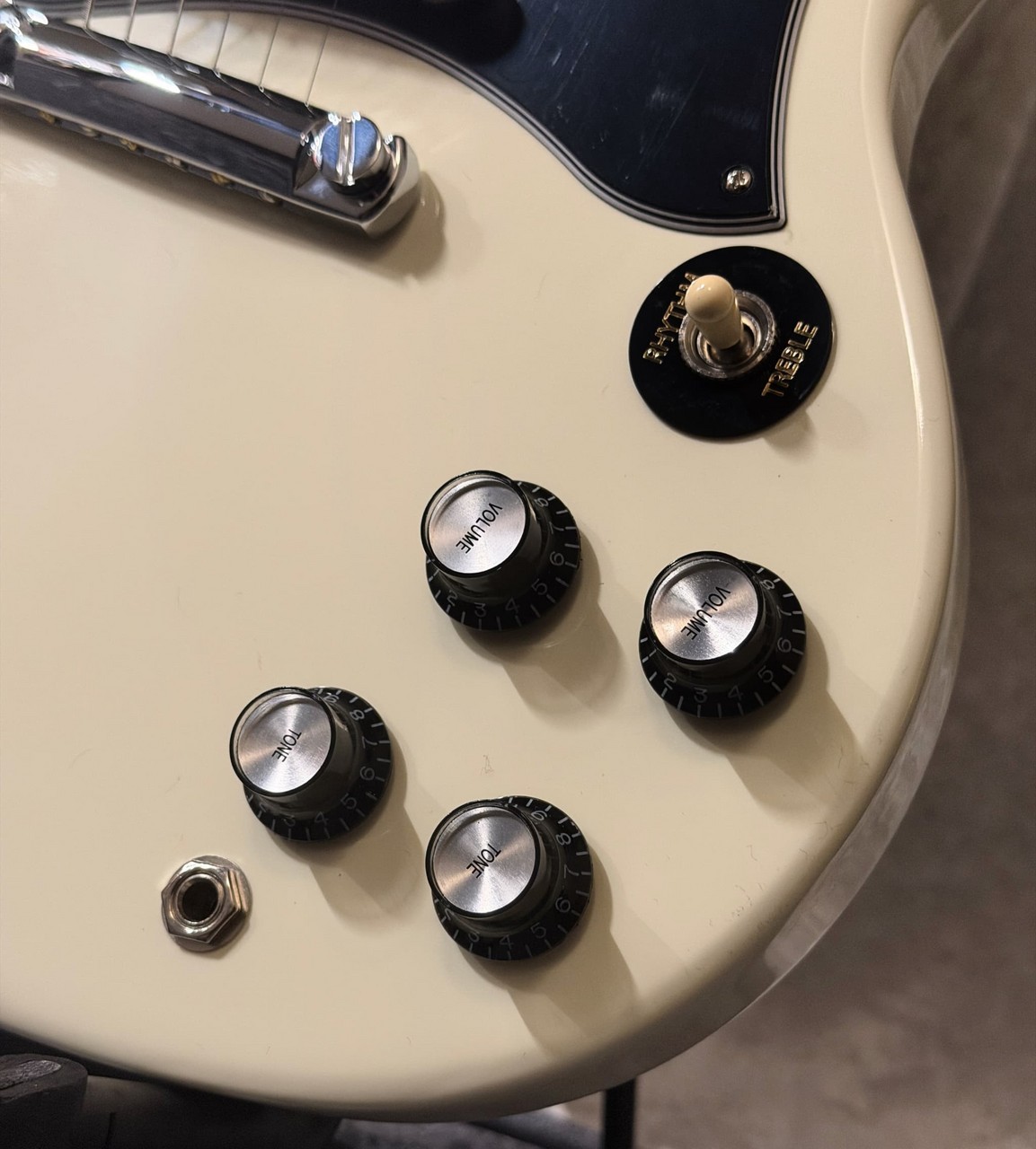Gibson 【軽量!】Custom Color Series SG Standard ~Classic White
