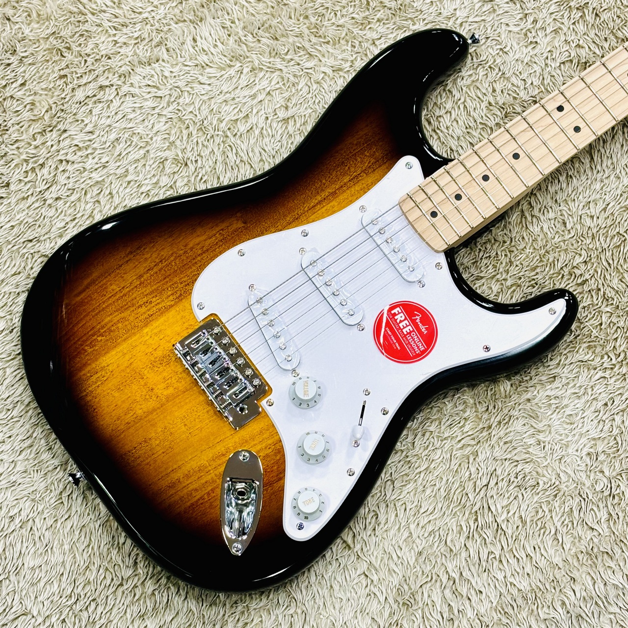 Squier by Fender Sonic Stratocaster Maple Fingerboard / 2-Tone Sunburst（新品）【 楽器検索デジマート】