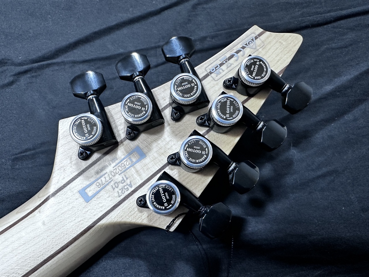 Ibanez A527 Nebula Shift (アイバニーズ Alphaシリーズ)（新品