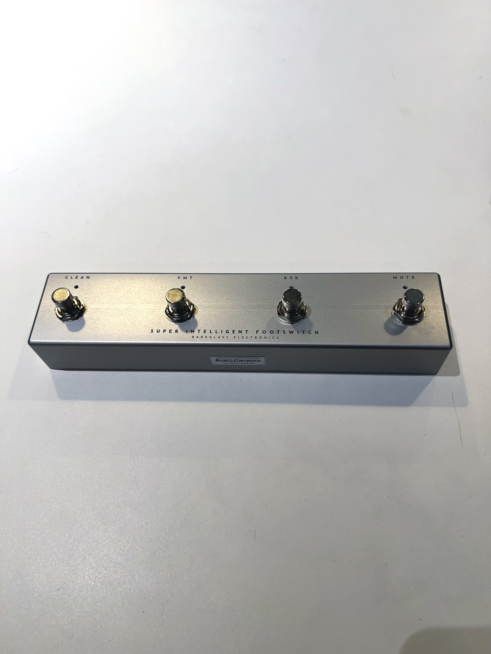 【美品】Darkglass X900 900W フットスイッチ・元箱付 美品】Darkglass X900 900W フットスイッチ・元箱付 美品】Darkglass