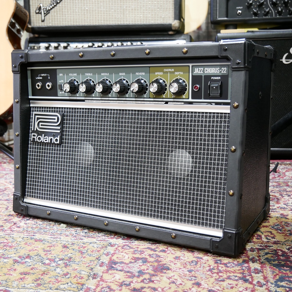 Roland JC-22 ベース用アンプ Roland JC-22 ベース用アンプ Roland - JC-22 | Jazz Chorus