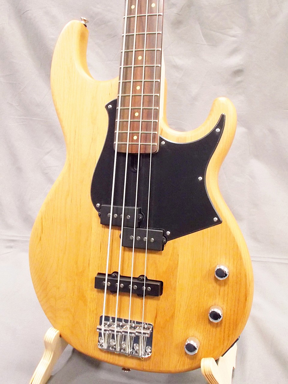 YAMAHA BB234 イエローナチュラルサテン(YNS)（新品）【楽器検索