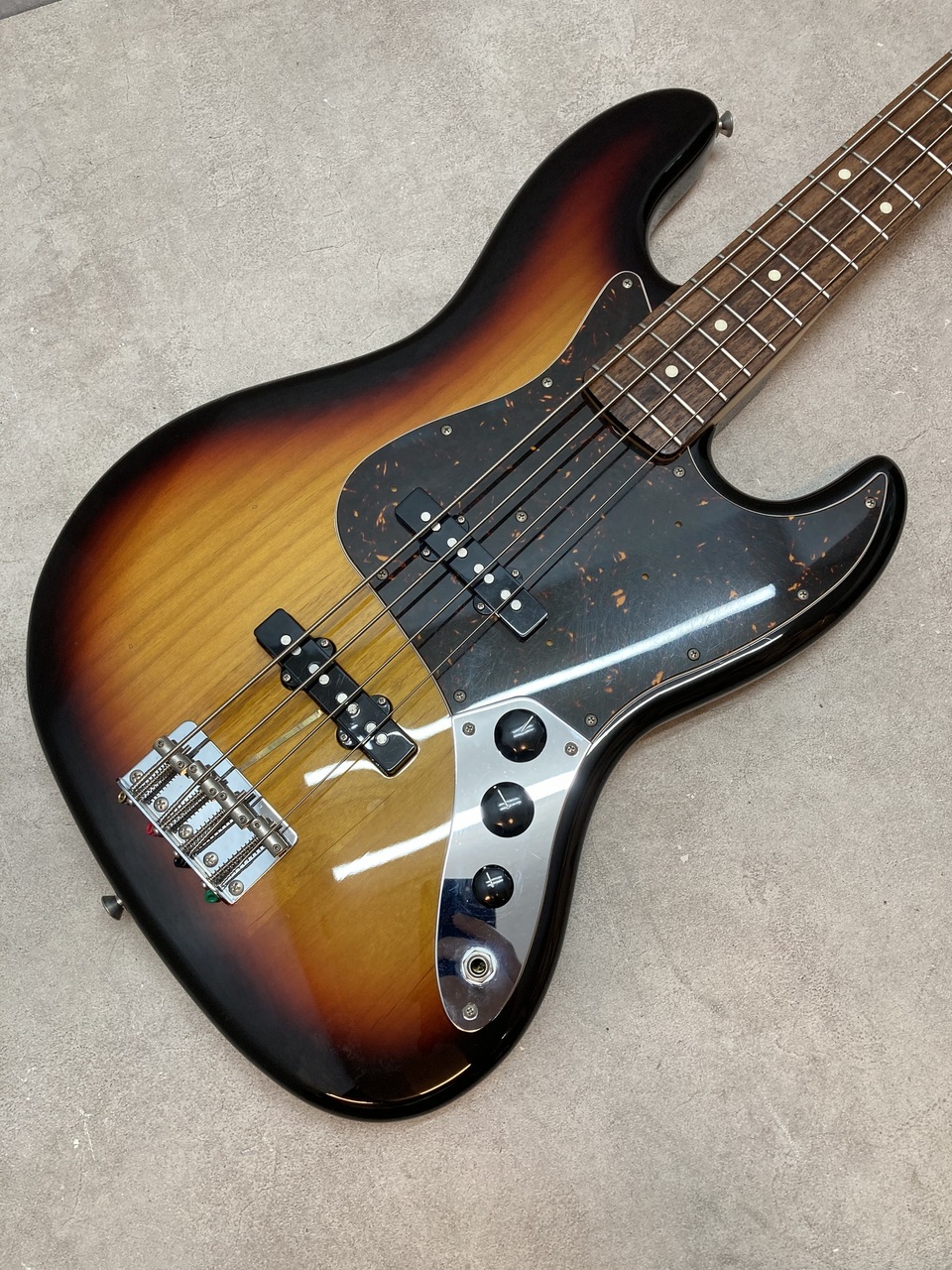 Fender Traditional 60s Jazz Bass 2017