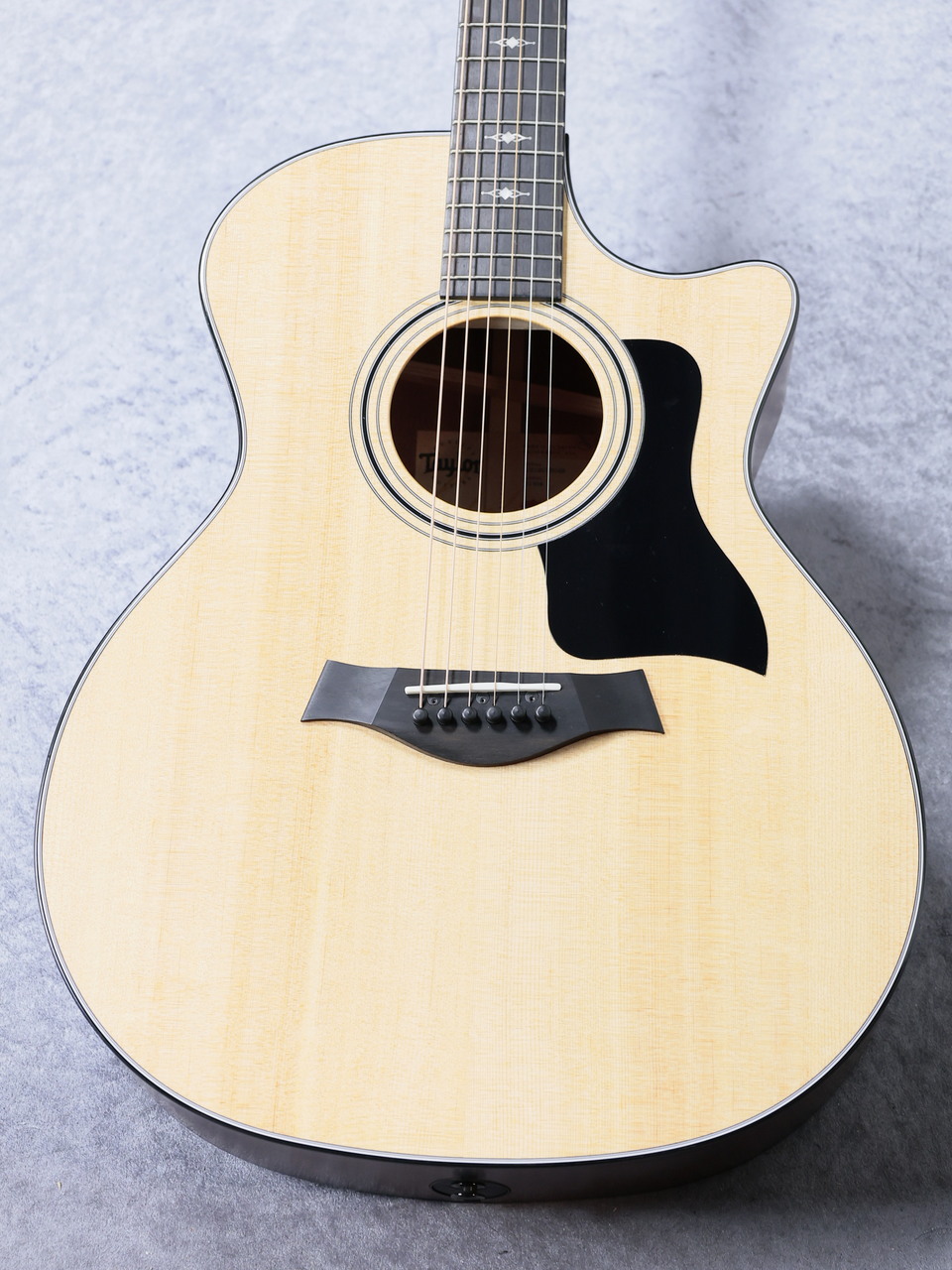 Taylor   テイラー  314ce V-Class  美品 TAYLOR 314ce V-Class テイラー ｜イケベ楽器店オンラインストア