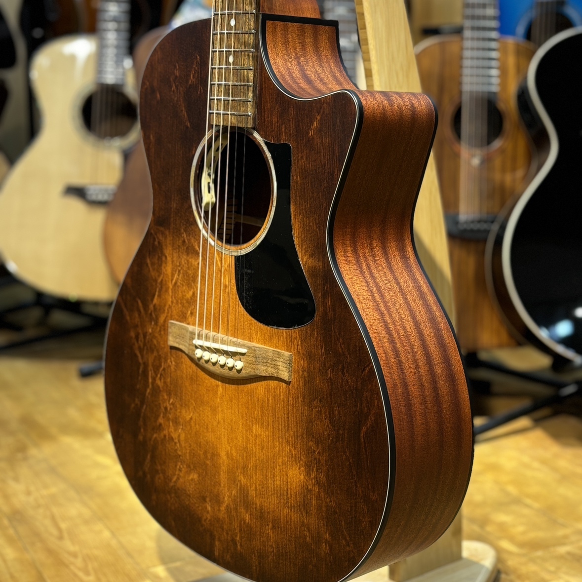 Eastman PCH1-GACE CLA Classic (クラシック) エレアコ【現物