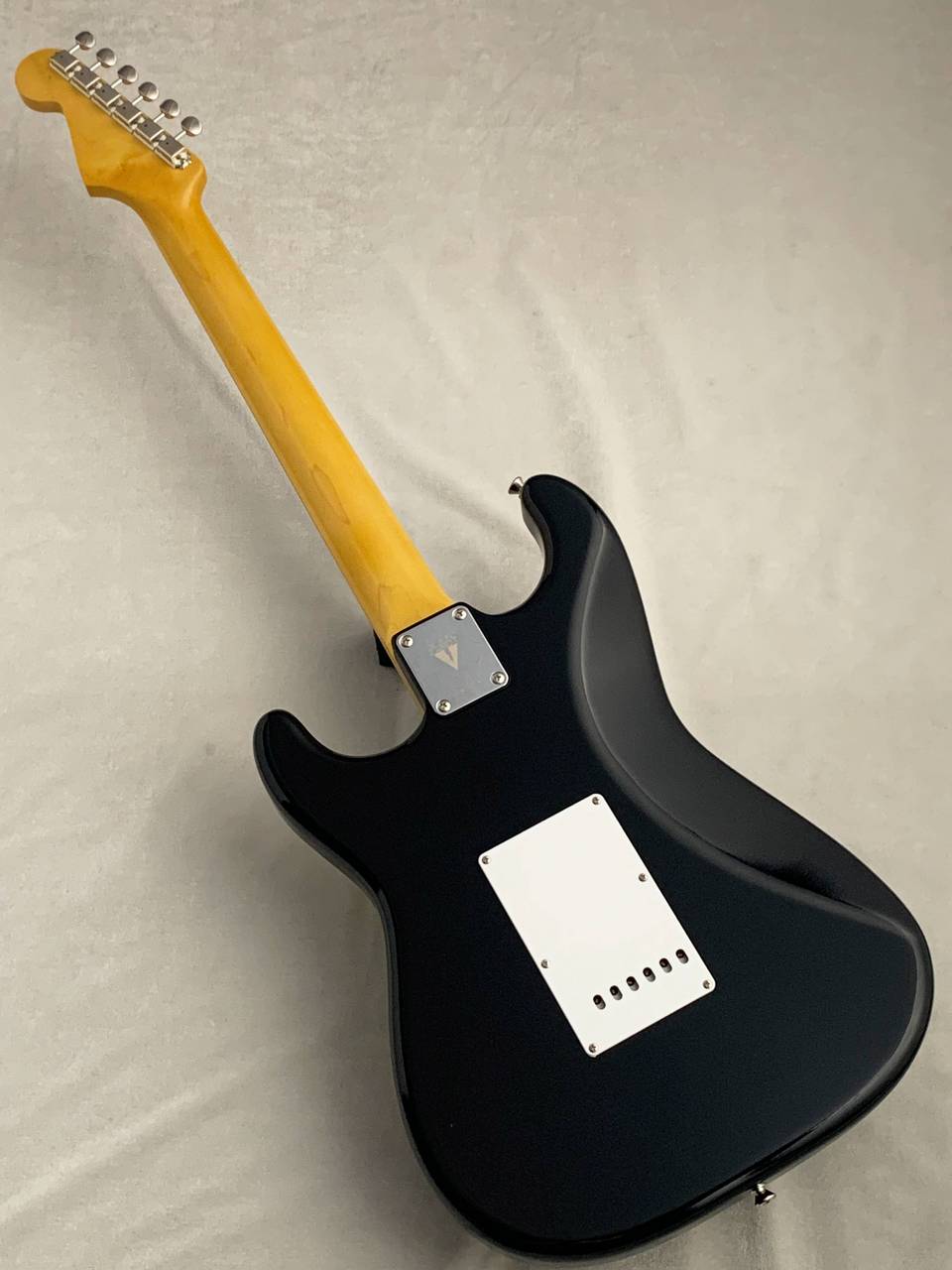 Vanzandt STV-R2 / Black #10180 【3.47kg】（新品）【楽器検索