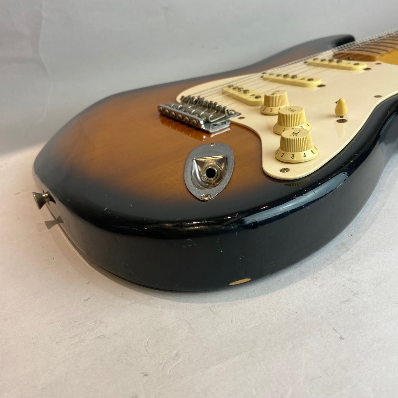 Fender Japan ST57-53 T (Tobacco sunburst) フジゲン製ボディ