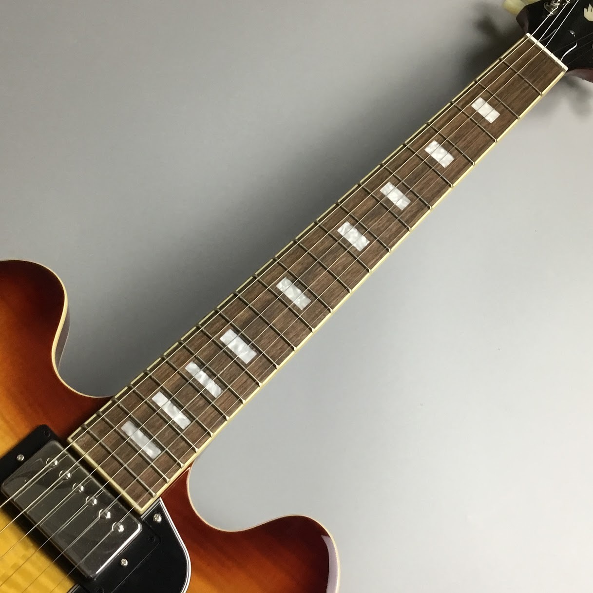 Epiphone ES-335 Figured Raspberry Tea Burst セミアコギター ES（新品/送料無料）【楽器検索デジマート】