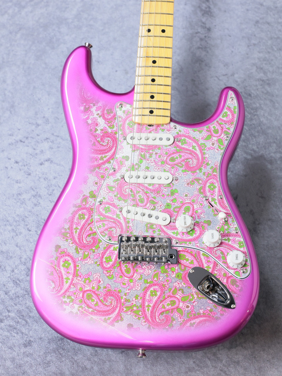 Fender Made in Japan Limited Stratocaster Paisley Pink #JD25022086