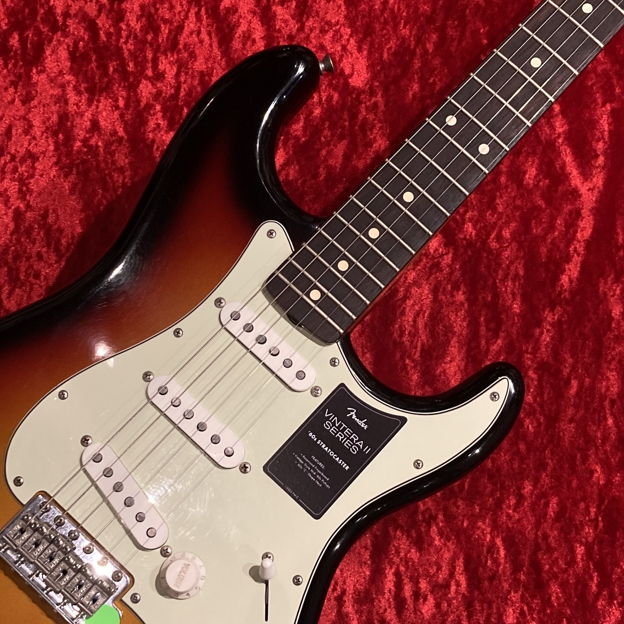 Fender Fender LTD Vintera II Road Worn '60s Stratocaster -3-Color
