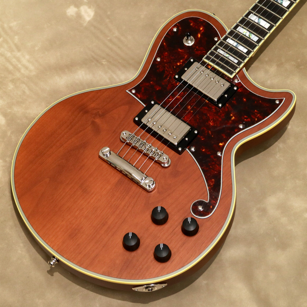 D'Angelico Deluxe Series Deluxe Atlantic, Matte Walnut（新品/送料