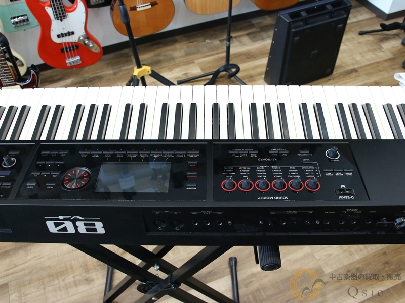 Roland FA-08 [SMW09]【神戸店在庫】（中古/送料無料）【楽器検索