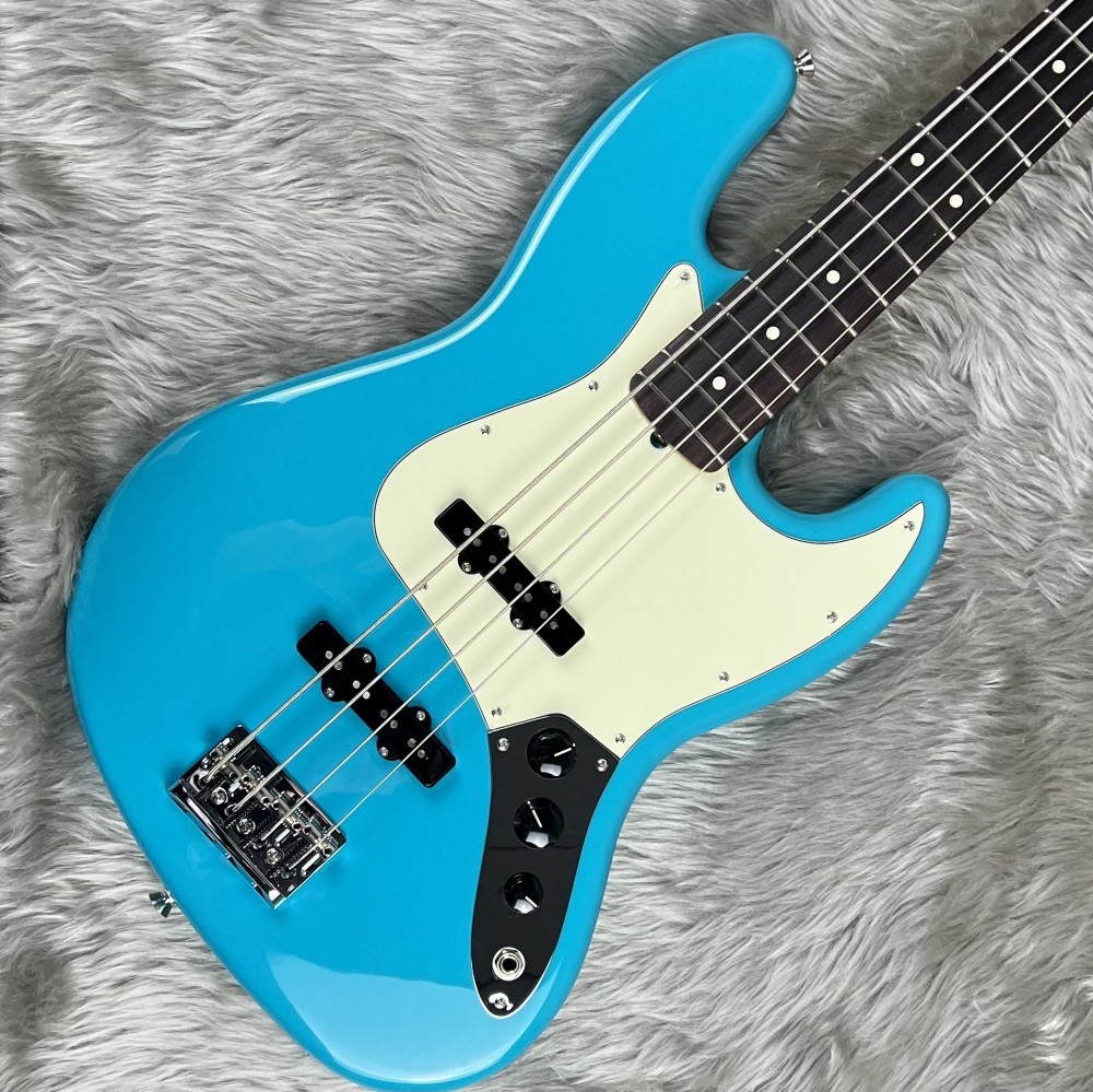 Fender AM PRO II JB RW